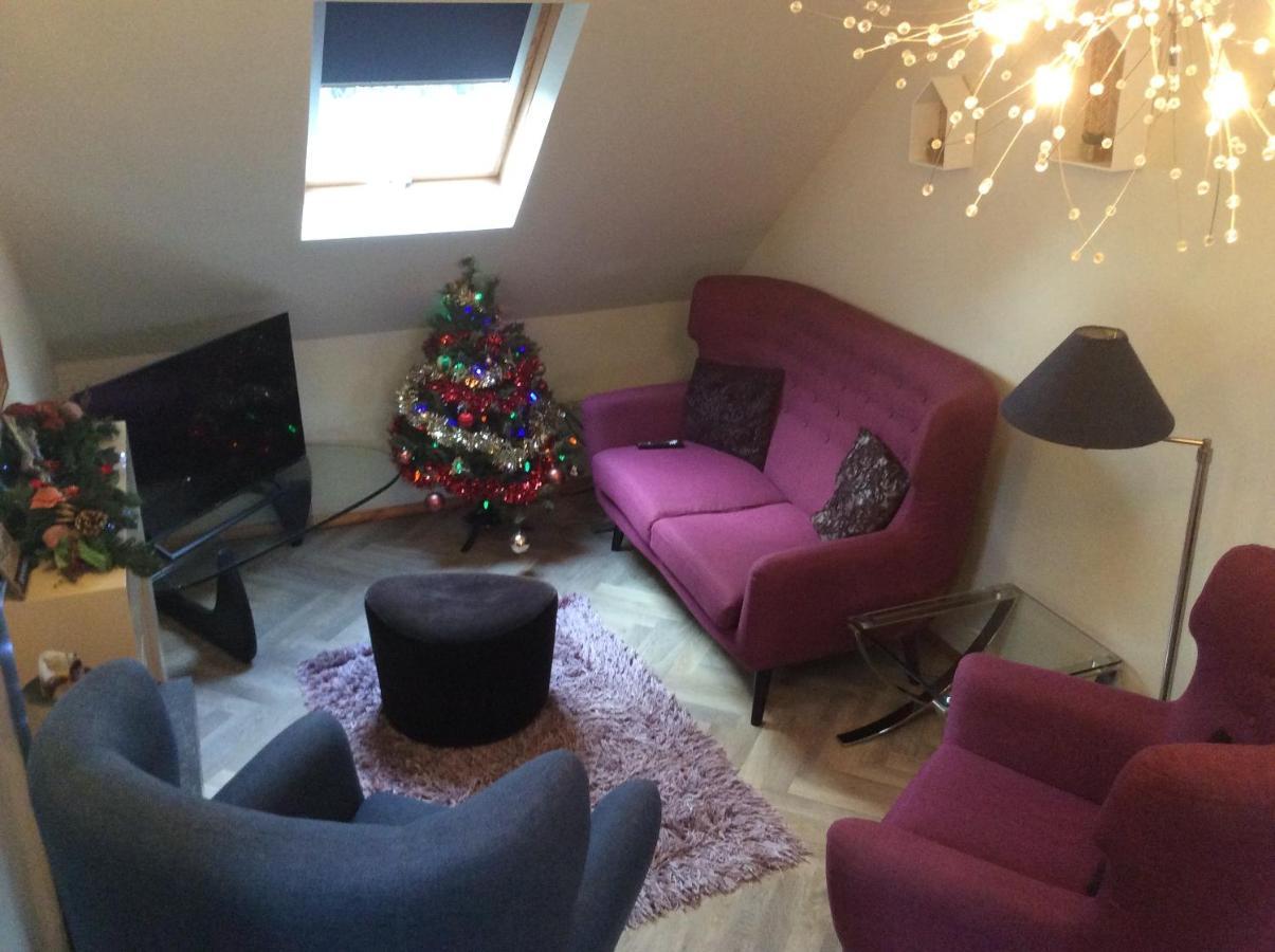 2 Bedroom Furnished Apartment In A Rural Position Stone (Staffordshire) Exterior photo
