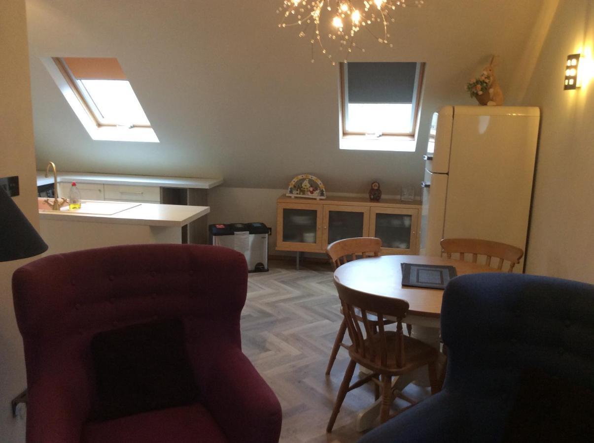 2 Bedroom Furnished Apartment In A Rural Position Stone (Staffordshire) Exterior photo