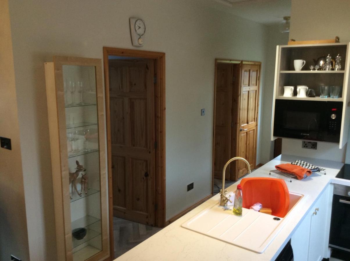 2 Bedroom Furnished Apartment In A Rural Position Stone (Staffordshire) Exterior photo