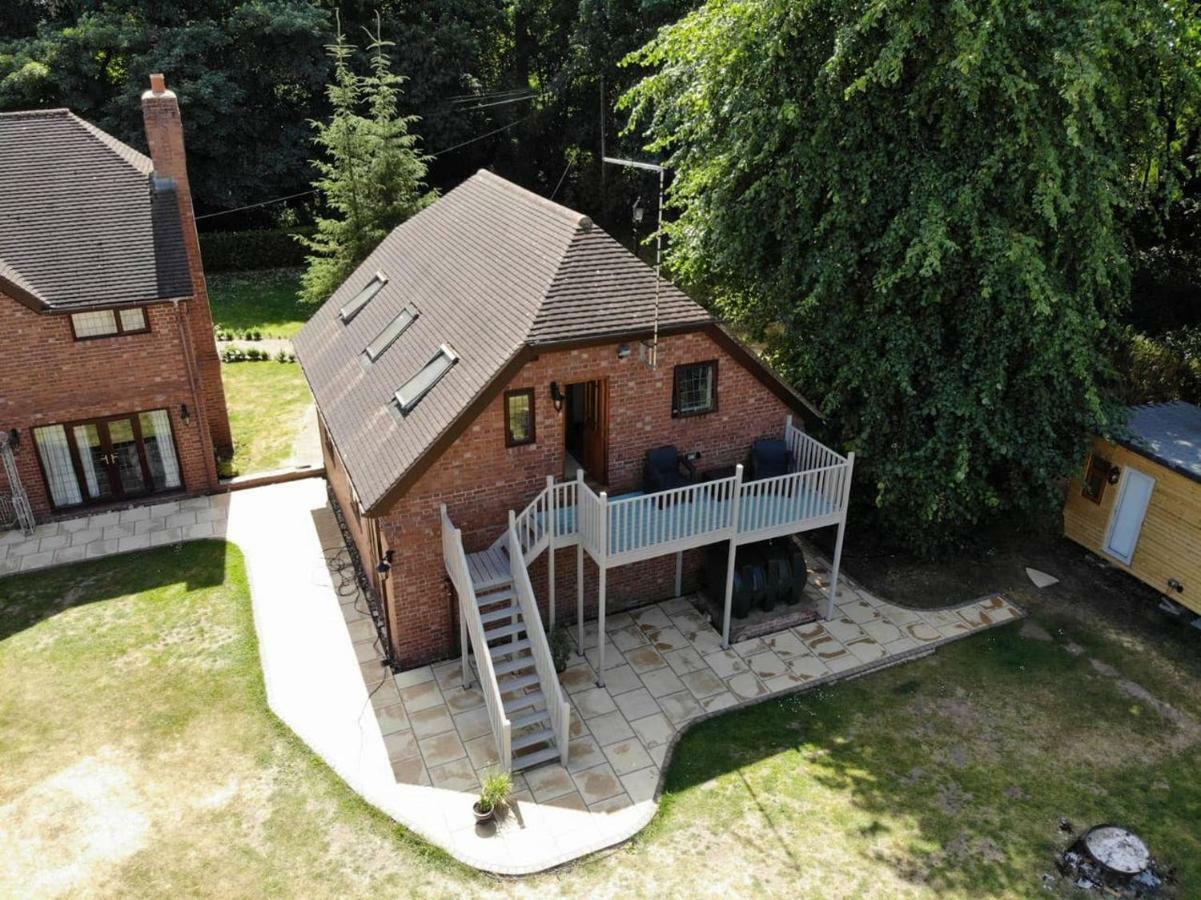 2 Bedroom Furnished Apartment In A Rural Position Stone (Staffordshire) Exterior photo